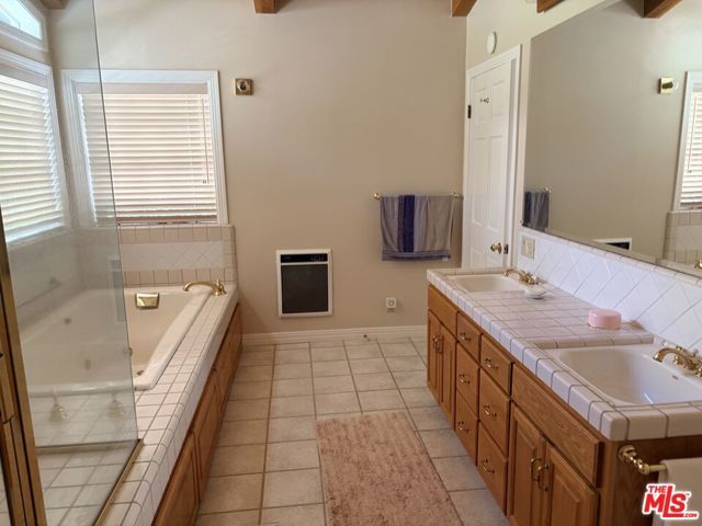 1702 Crater Lane, Los Angeles, CA 90077