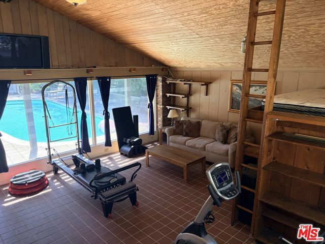 1702 Crater Lane, Los Angeles, CA 90077