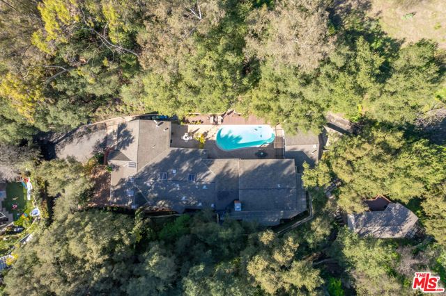 1702 Crater Lane, Los Angeles, CA 90077