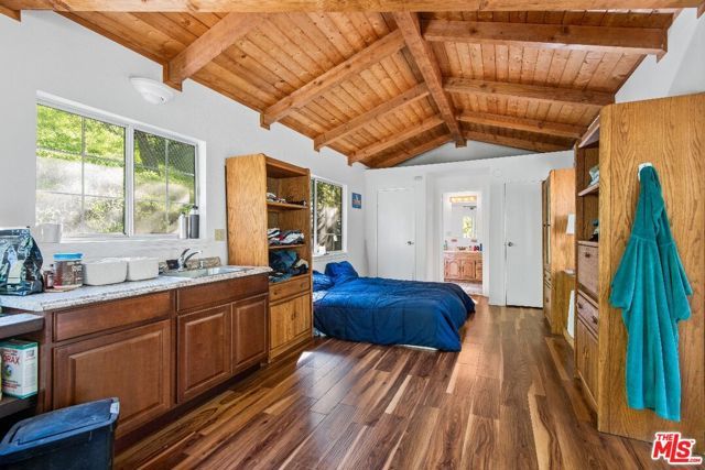 1702 Crater Lane, Los Angeles, CA 90077