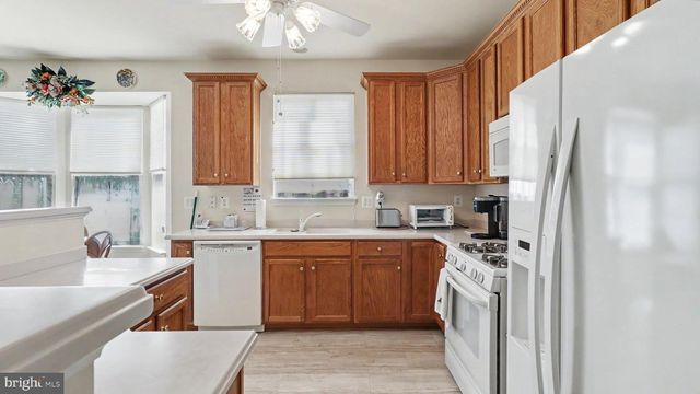 12900 BARRONS REACH LN, Bristow, VA 20136