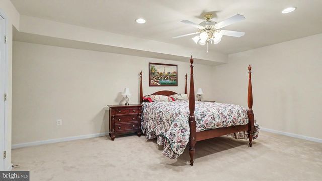 12900 BARRONS REACH LN, Bristow, VA 20136