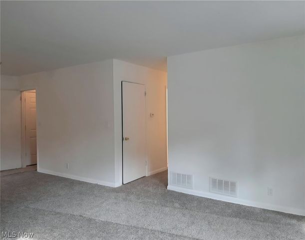 1273 Barcelona Drive, Akron, OH 44313