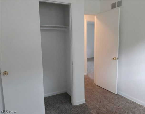 1273 Barcelona Drive, Akron, OH 44313