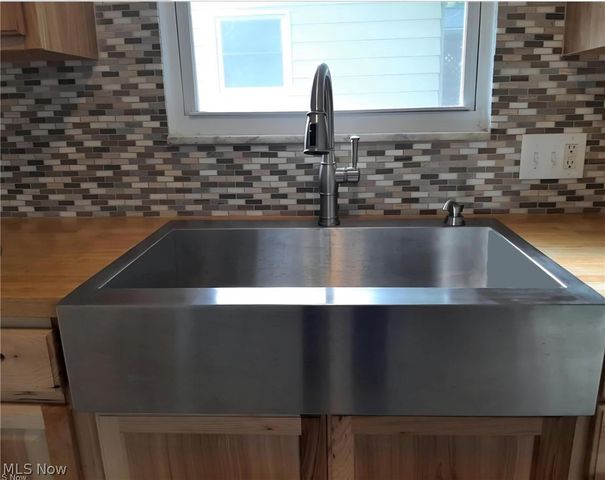 1273 Barcelona Drive, Akron, OH 44313