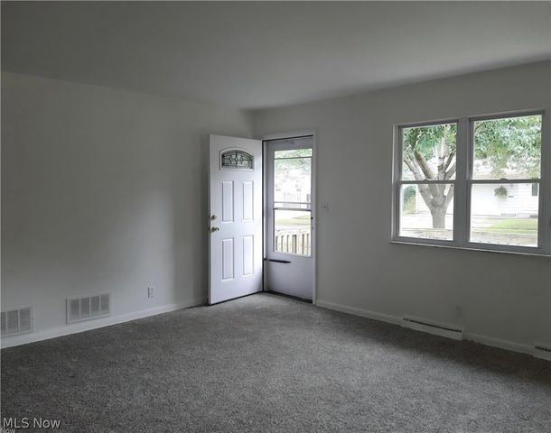 1273 Barcelona Drive, Akron, OH 44313