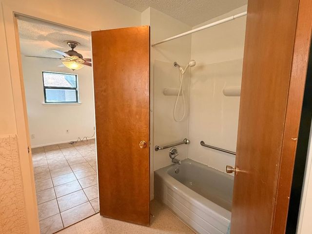 2900 SE 6th Street SE, Mineral Wells, TX 76067