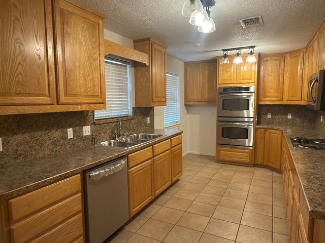 2900 SE 6th Street SE, Mineral Wells, TX 76067