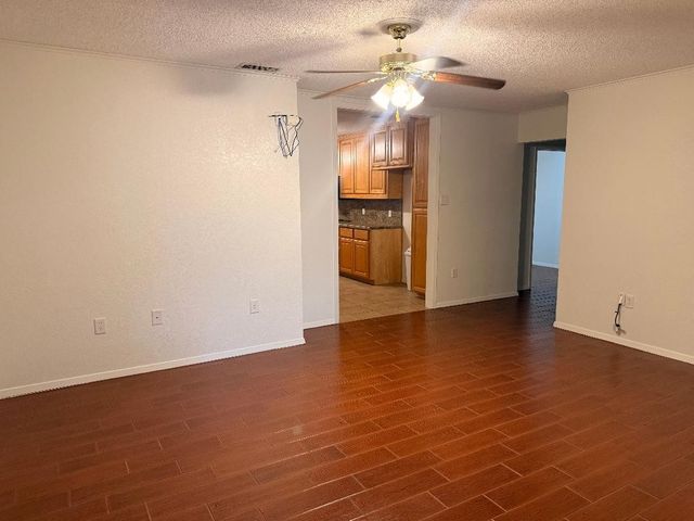 2900 SE 6th Street SE, Mineral Wells, TX 76067