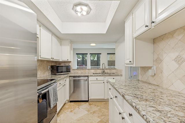 8434 Towneship Lane, Dallas, TX 75243