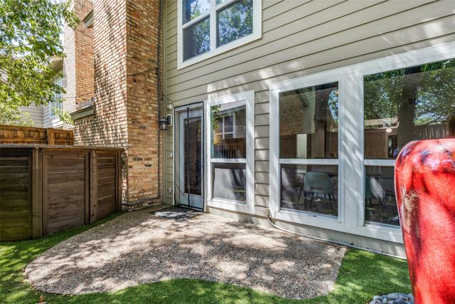 8434 Towneship Lane, Dallas, TX 75243