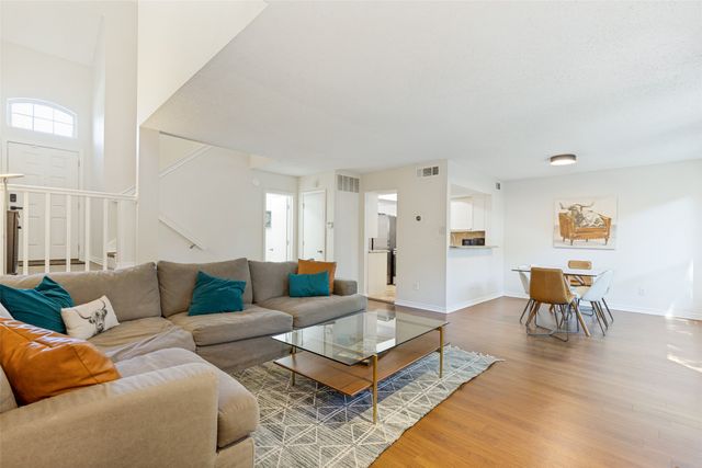 8434 Towneship Lane, Dallas, TX 75243