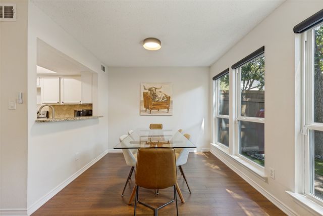 8434 Towneship Lane, Dallas, TX 75243