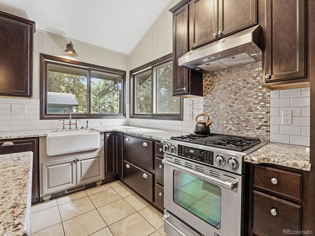 7062 Peaceful Hills Rd, Morrison, CO 80465