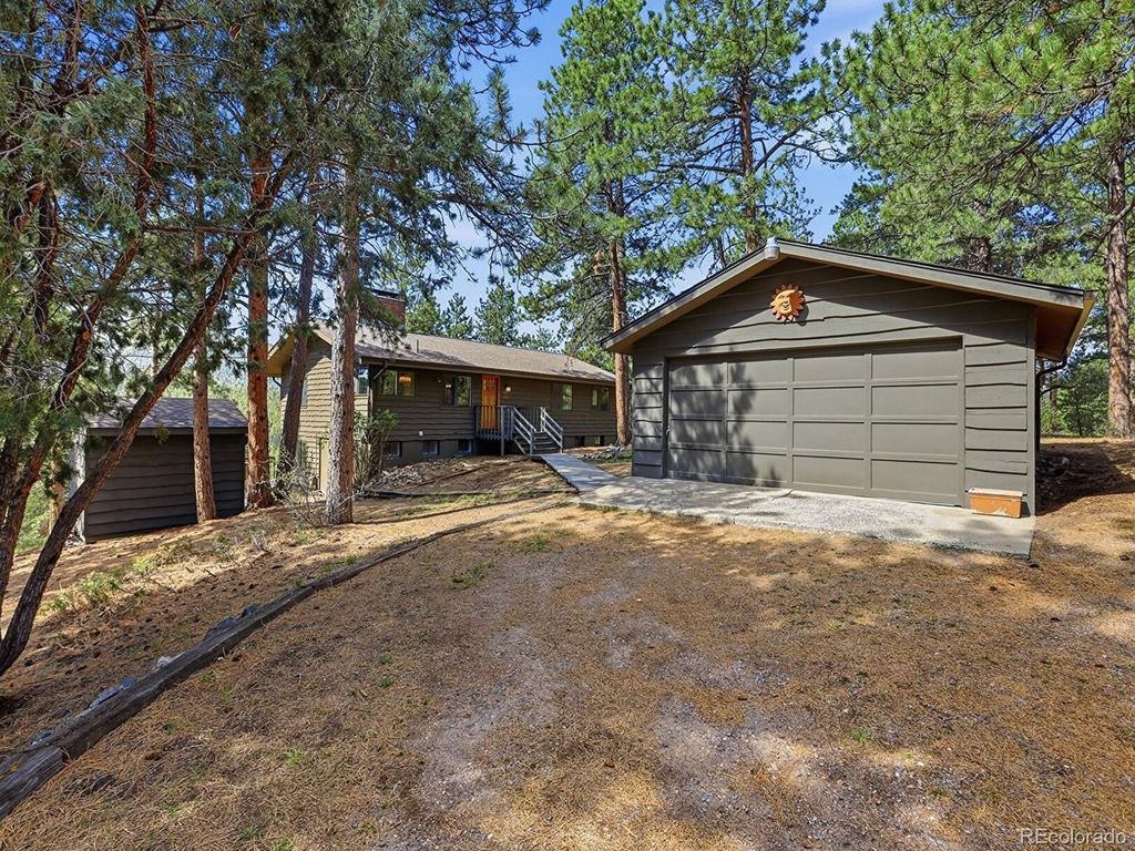 7062 Peaceful Hills Rd, Morrison, CO 80465