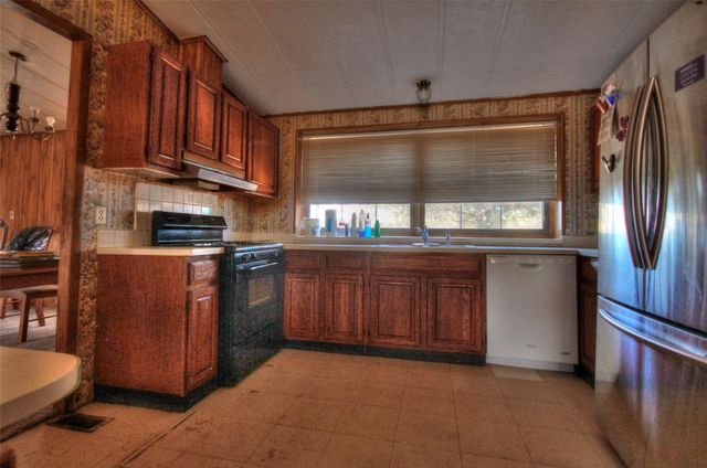 204 Lagitos LN, Llano, TX 78643