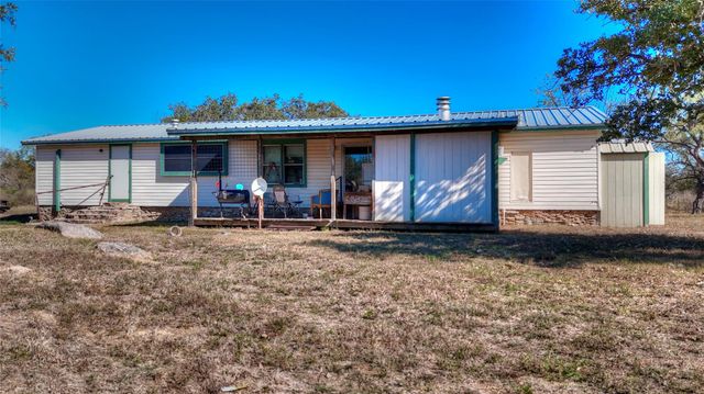 204 Lagitos LN, Llano, TX 78643