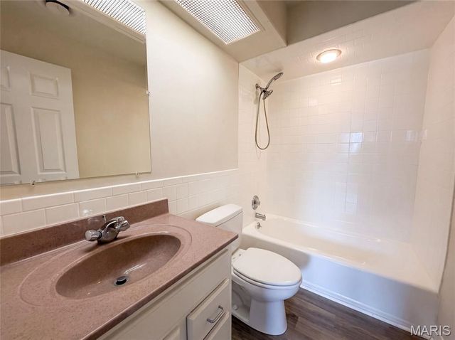 30 Graeler Drive, St Louis, MO 63146