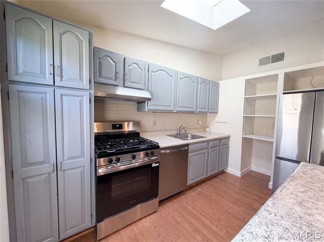 30 Graeler Drive, St Louis, MO 63146