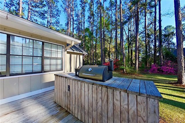 180 Heritage Circle, Blackshear, GA 31516