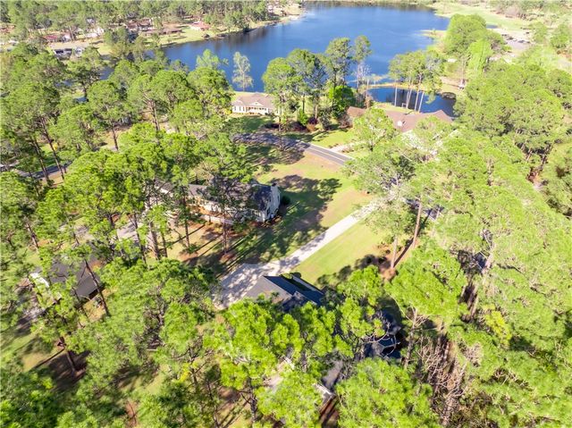 180 Heritage Circle, Blackshear, GA 31516