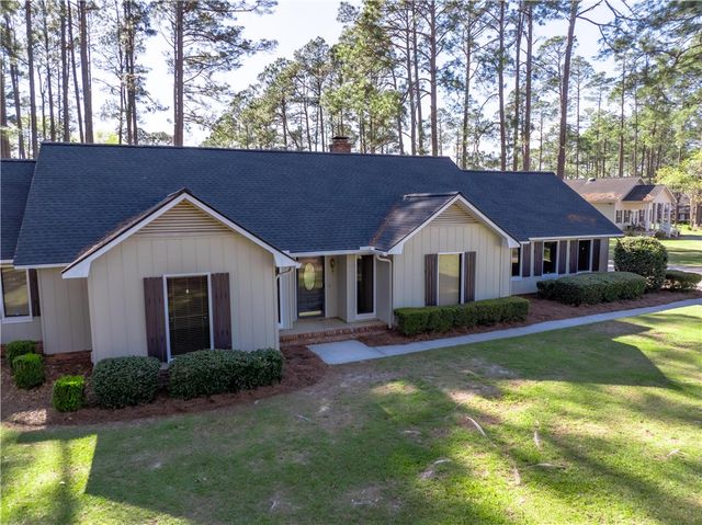 180 Heritage Circle, Blackshear, GA 31516