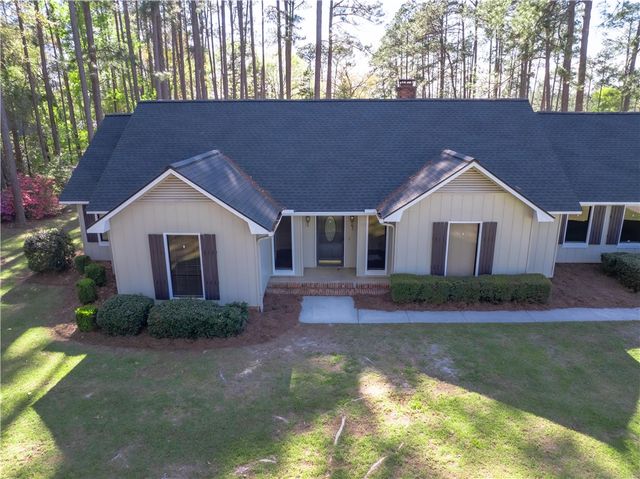 180 Heritage Circle, Blackshear, GA 31516