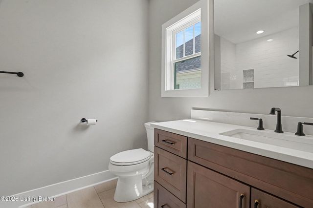 1603 Meremont Ridge Rd, Louisville, KY 40245