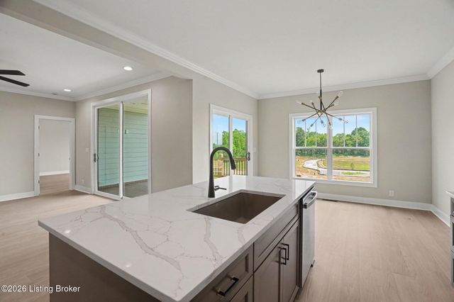 1603 Meremont Ridge Rd, Louisville, KY 40245