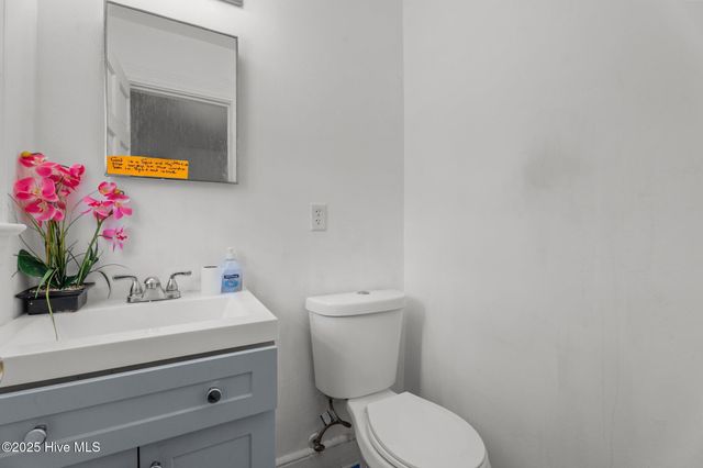 1832 Blandwood Drive, Rocky Mount, NC 27801