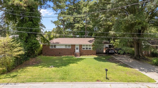 1832 Blandwood Drive, Rocky Mount, NC 27801