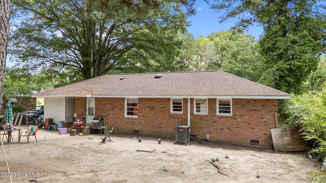 1832 Blandwood Drive, Rocky Mount, NC 27801