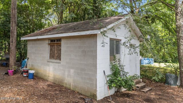 1832 Blandwood Drive, Rocky Mount, NC 27801