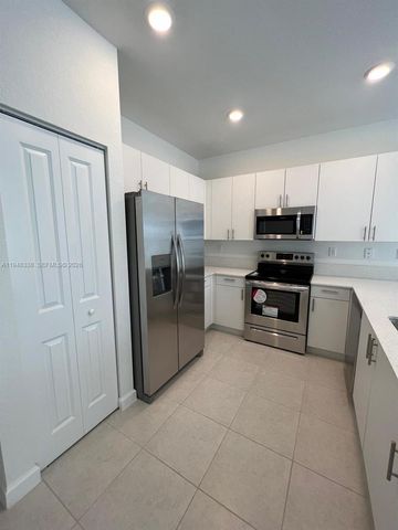 12908 SW 233rd Ter, Homestead, FL 33032