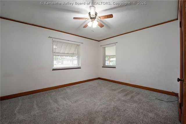 127 Main Avenue, Nitro, WV 25173