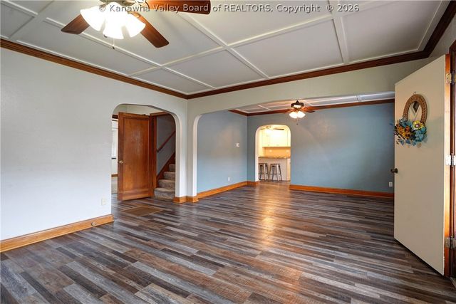 127 Main Avenue, Nitro, WV 25173