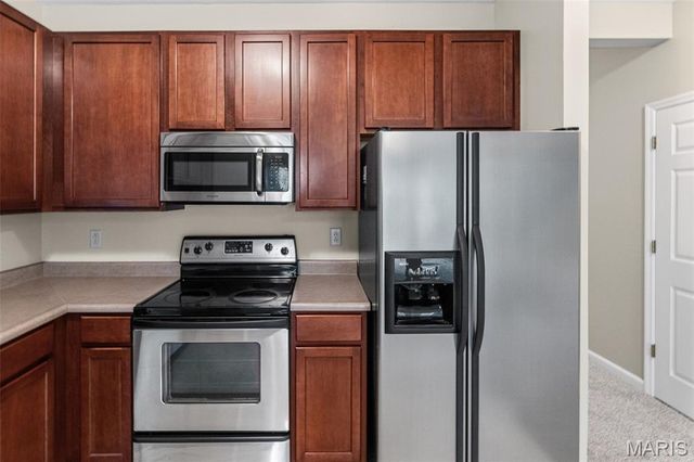2067 Celebration Park Circle, Belleville, IL 62220