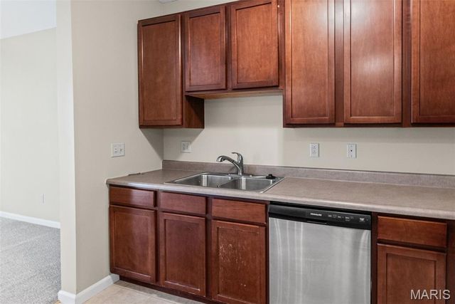 2067 Celebration Park Circle, Belleville, IL 62220