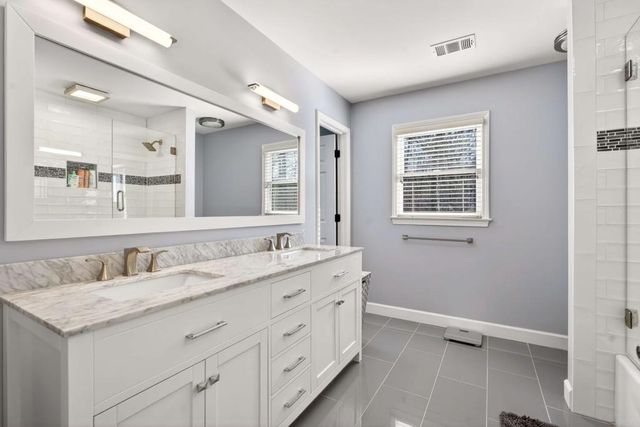 7745 Dunvegan Close, Sandy Springs, GA 30350