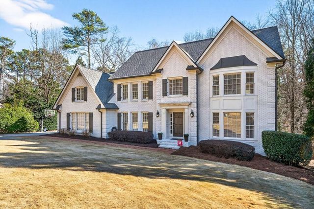 7745 Dunvegan Close, Sandy Springs, GA 30350