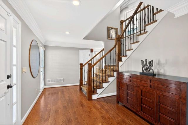 7745 Dunvegan Close, Sandy Springs, GA 30350