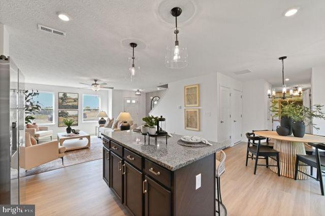 245 MONROE AVE, Ranson, WV 25438