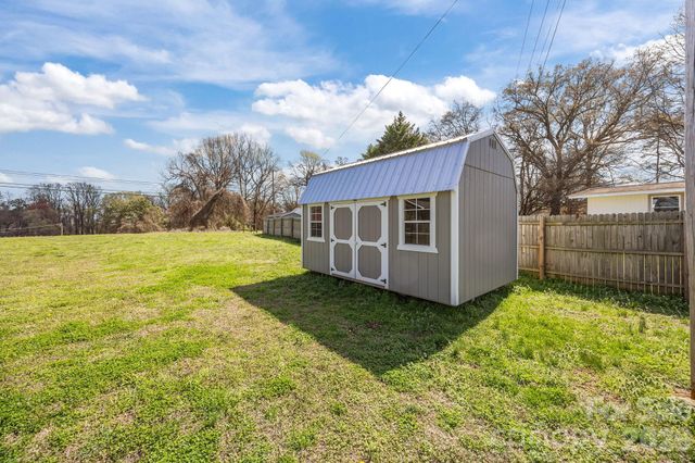 12940 S Church Street, Huntersville, NC 28078