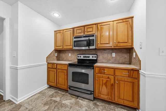 212 N Philadelphia Avenue, Phenix City, AL 36877