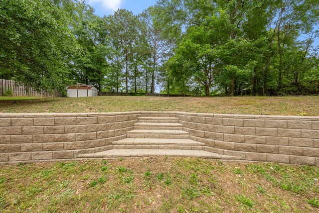 212 N Philadelphia Avenue, Phenix City, AL 36877