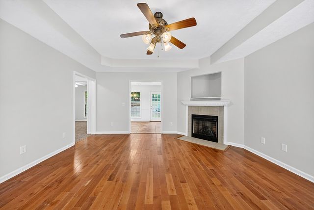 212 N Philadelphia Avenue, Phenix City, AL 36877