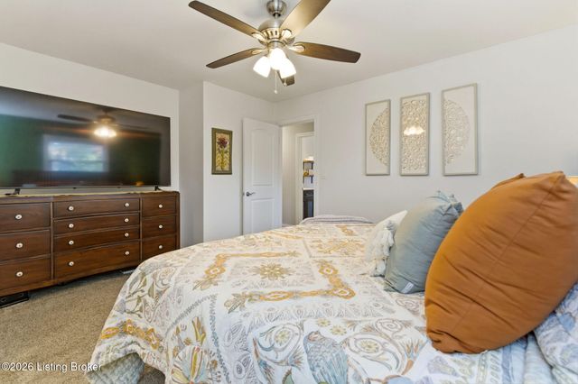 706 Beechwood Rd, Louisville, KY 40207