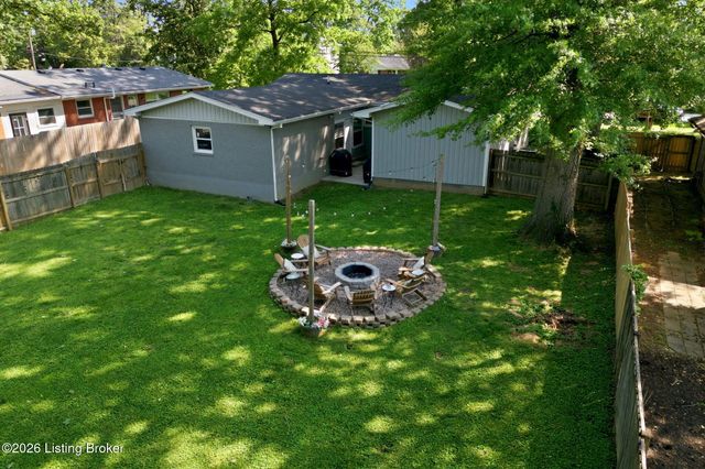 706 Beechwood Rd, Louisville, KY 40207