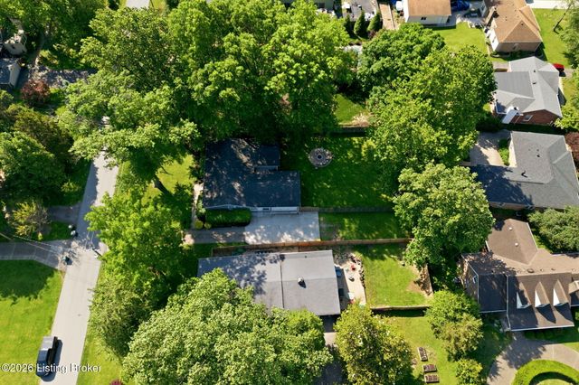 706 Beechwood Rd, Louisville, KY 40207