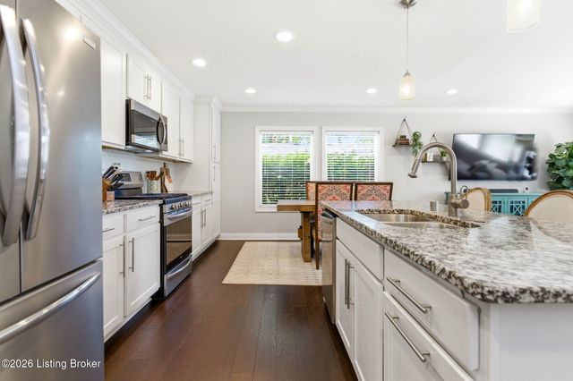 706 Beechwood Rd, Louisville, KY 40207